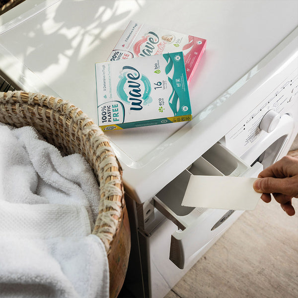 Wave Classic ленти за пране | Wave Sensitive ленти за пране хипоалергични без аромат | Перилни кърпички за цветно и бяло пране | Натурални кърпички за пране | Laundry detergent sheets | AmorLife | Wave Washing | Made in Italy